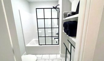 409 Shadow Oak Ct, Boiling Springs, SC 29316