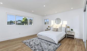 5995 BROADMOOR Dr, La Mesa, CA 91942