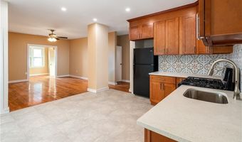 137 Deacon St, Bridgeport, CT 06607