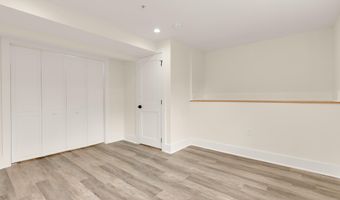 512 BICKFORD Ave, Rockville, MD 20850