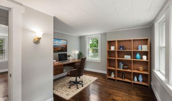 16 Mammoth Rd, Windham, NH 03087