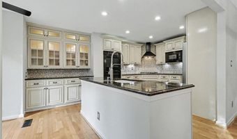 140 Fairway Ridge Dr, Alpharetta, GA 30022