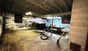 2304 W Greenleaf St, Allentown, PA 18104