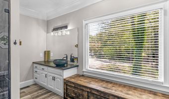 967 Five Points Rd, Barnesville, GA 30204