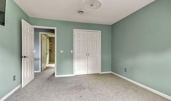 19328 Stirrup Dr, Abingdon, VA 24211