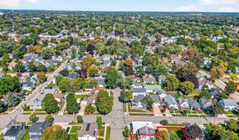 816 N SUPERIOR St, Appleton, WI 54911