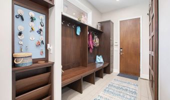 307 Windy Crest Dr, Ann Arbor, MI 48105