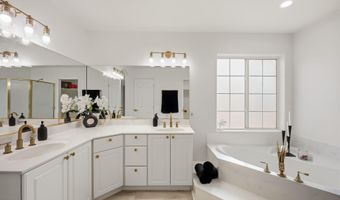 2484 Park Ridge Ave, Bullhead City, AZ 86429