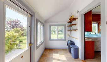 1703 Crown Point Rd, Bridport, VT 05734