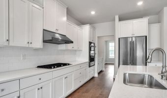 502 Central Ave, Middletown, NJ 07716