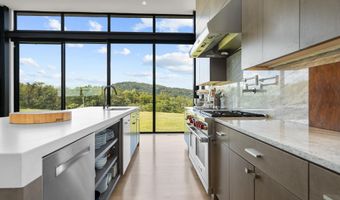 90 LIBERTY SPRINGS Ln, Amissville, VA 20106