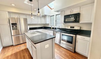 21326 THIMBLEWEED Ct, Ashburn, VA 20147