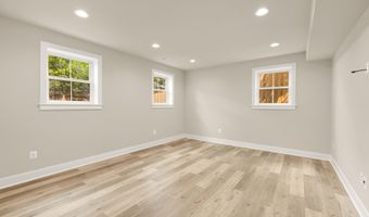 8613 MELWOOD Rd, Bethesda, MD 20817
