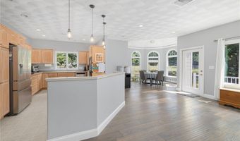 160 Kingston Rd, Exeter, RI 02822