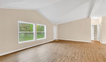 2100 Rowe, Applegate, MI 48401