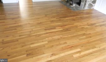 556 ORKNEY GRD, Basye, VA 22810