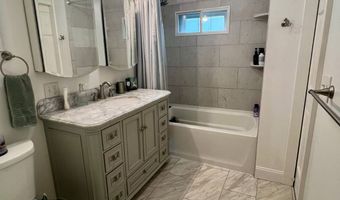 447 Maple Ave, Amsterdam, NY 12010