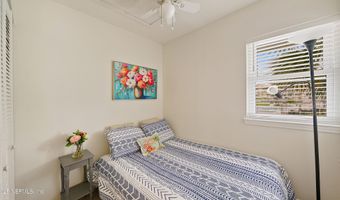 2233 SEMINOLE Rd 7, Atlantic Beach, FL 32233