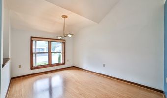 831 Robin Rd, Amherst, NY 14228