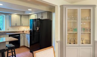 38 Cambridge Rd, Bedford, NH 03110