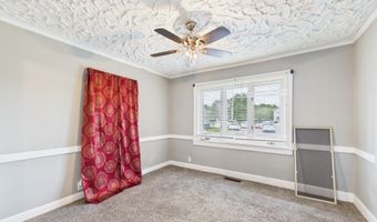 2005 Fairview St, Anderson, IN 46016