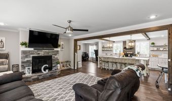 412 Mullinax Cir, Blacksburg, SC 29702