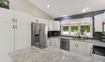 1210 SE Mallard Creek Dr, Ankeny, IA 50021