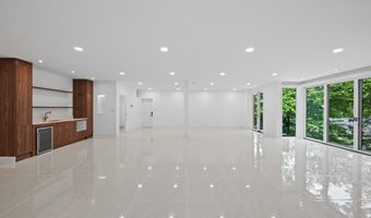 2321 N RICHMOND St, Arlington, VA 22207