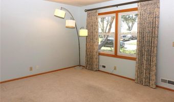 141 Strese Ln, Apple Valley, MN 55124