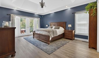12 Rachel Way, Bedford, NH 03110