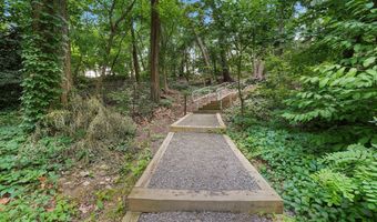 5904 MOUNT EAGLE Dr 718, Alexandria, VA 22303