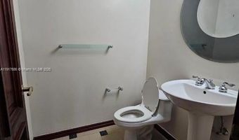 21050 Point Pl 501, Aventura, FL 33180