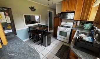 26585 W Maple St, Antioch, IL 60002