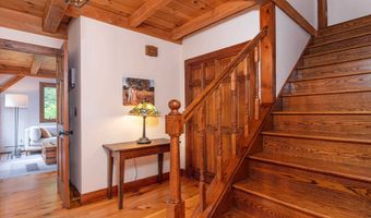 395 Hillwinds Rd, Brattleboro, VT 05301