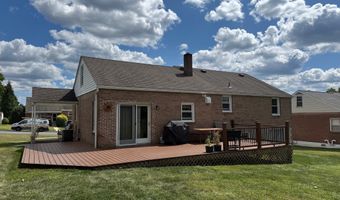 202 W 39TH St, Reading, PA 19606