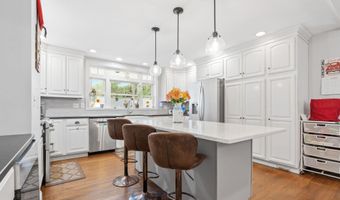 434 Donald St, Bedford, NH 03110