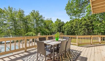 11 Noto Dr, North Providence, RI 02904
