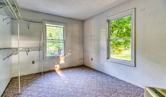 1766 Cemetary Rd, Auburn, KY 42206