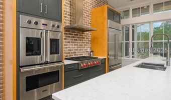 19 Sunfire Dr, Bluffton, SC 29910