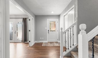 733 DOGWOOD Ave, Cheyenne, WY 82009