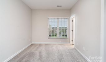 9444 Kings Parade Blvd, Charlotte, NC 28273