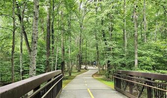 11143 Blackbird Ln, Alpharetta, GA 30022