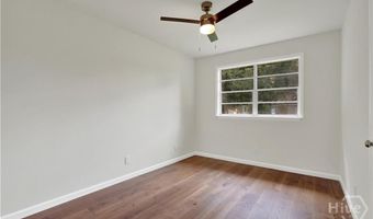 2205 Iowa St, Savannah, GA 31404