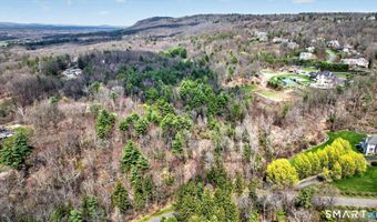 20 Breezy Knl, Avon, CT 06001