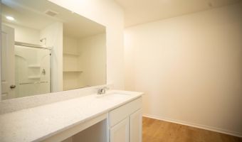 782 Gussy Ln, Benton, AR 72019