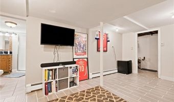 142 Mowry Ave, Cumberland, RI 02864