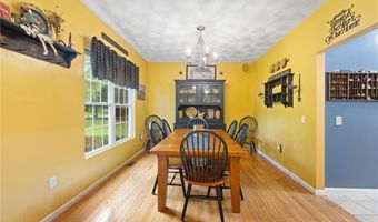 38 Audubon Ln, Coventry, RI 02831