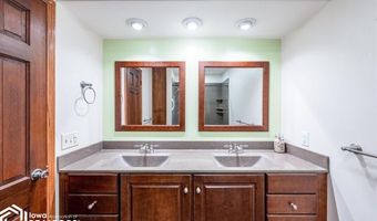 305 E 21St St, Atlantic, IA 50022