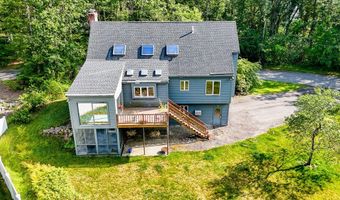 8 Horseshoe Dr, Acton, MA 01720