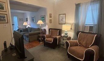 89 Hampton Ave, Albertson, NY 11507